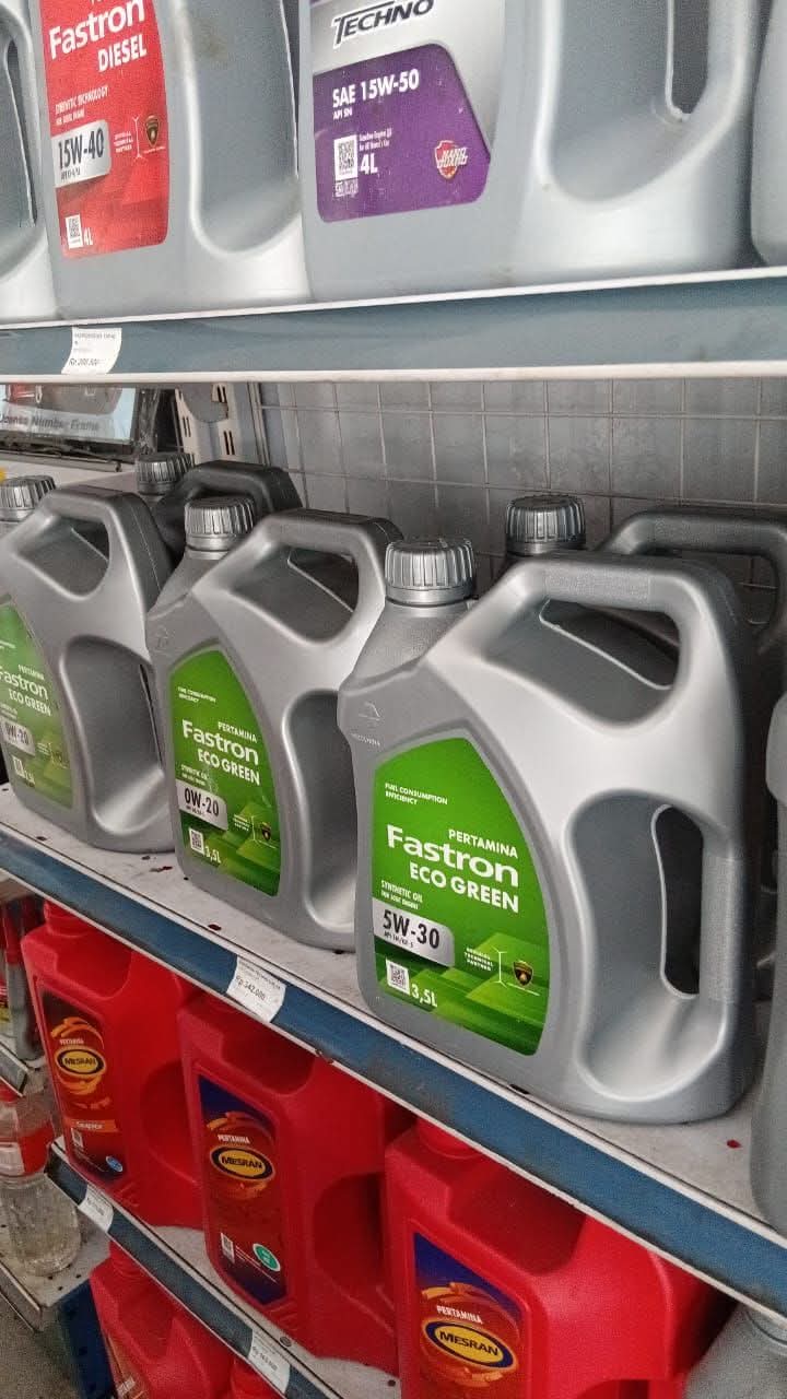 Oli mesin Calya Sigra